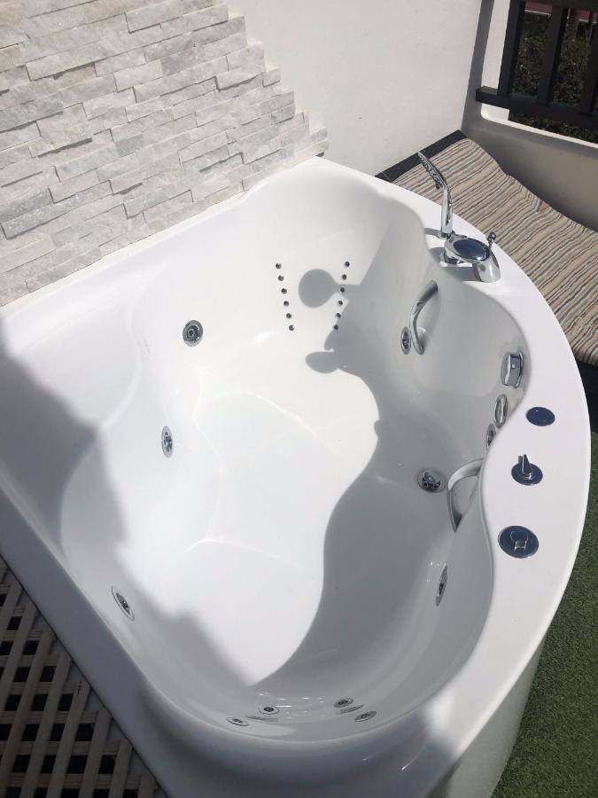 Lux&2Jacuzzi. New! Golden Mile Las Americas, Parque Santiago 2. Pool Heated Sea Water 2 Bdr Playa de las Americas  Exterior foto